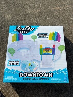 City Downtown Starter Set with Blue Hamster